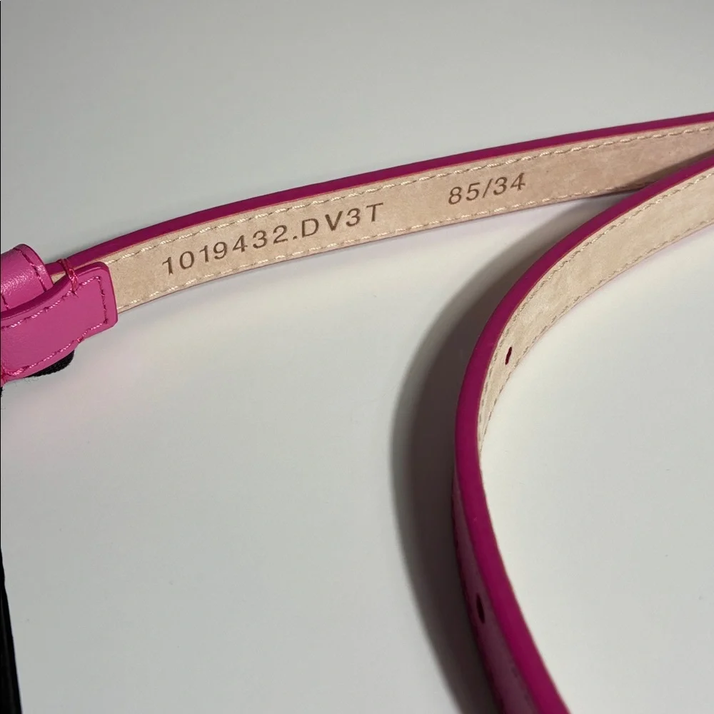 New Authentic luxury Versace Pink Leather Logo Belt Pink and Gold